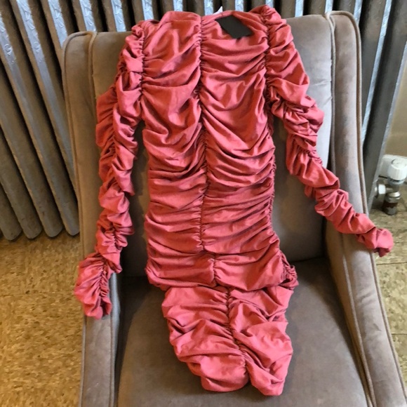 SOLD - Ruched dress - Picture 3 of 3